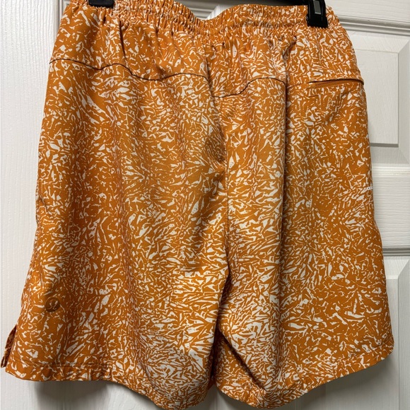 Lululemon Men size Small swim trunkss - Picture 3 of 3